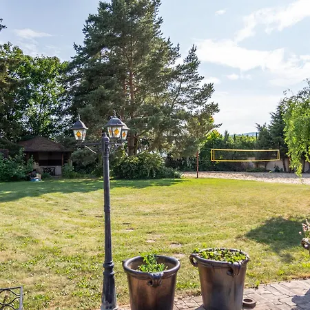 فيلة Kastiel Pravenec